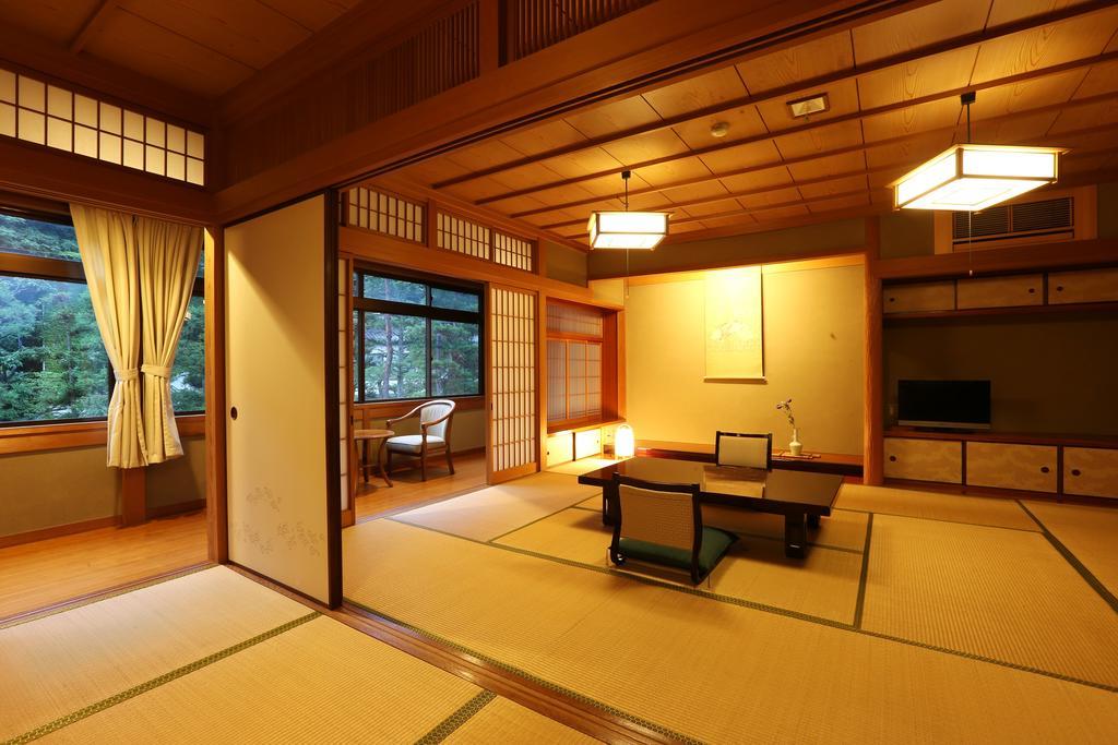 Mikiya Hotel Toyooka  Eksteriør billede